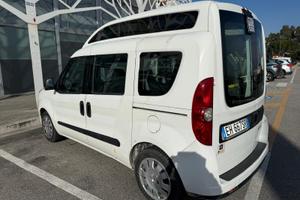 Doblo 2.0 m jet tetto alto e pedana disabili