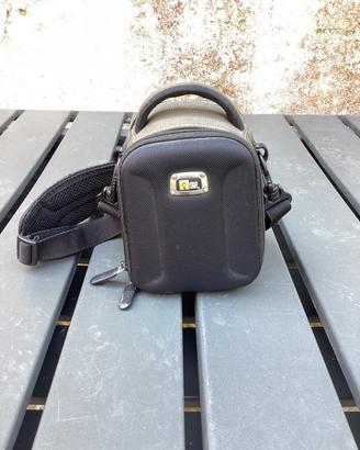 Custodia rigida per fotocamera - Case Logic