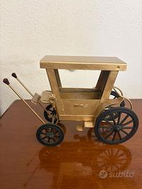 Antico lume in ferro