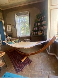 Amaca matrimoniale in legno e tessuto