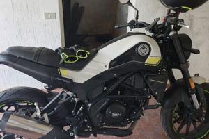 Benelli Leoncino 250