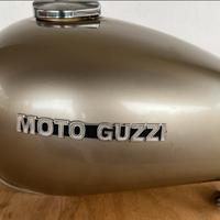 Serbatoio moto guzzi