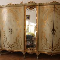 Camera da letto completa stile veneziano