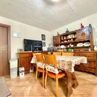 SEMINDIPENDENTE CON GIARDINO PRIVATO A NOLE