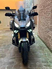 Scouter  Honda XADV