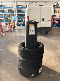 Pirelli Gomme Nuove 4 stagioni 225 45 R17