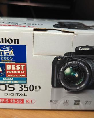 Canon 350D con obiettivo EFS 18-55mm autofocus