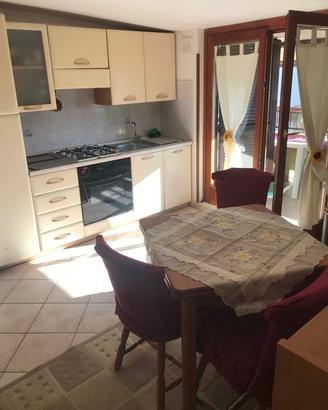 MONTEROTONDO BILOCALE ARREDATO Con BALCONE