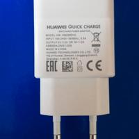 HUAWEI SUPER CHARGE 18W MODEL HW-059200EHQ + 2 CAV
