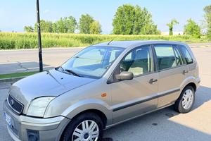 Ford Fusion 5Porte