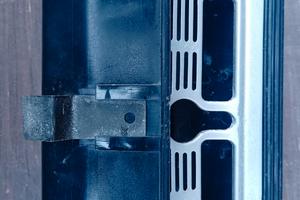 Posacenere Defender TD5