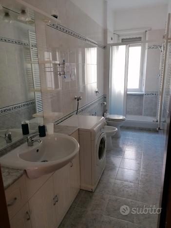 Posto letto in camera doppia per RAGAZZE