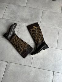 Stivale Fendi