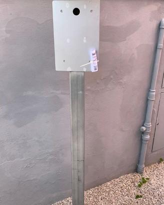 Supporto colonna da terra per Wallbox acciaio inox