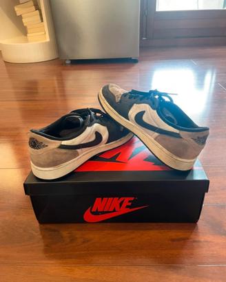 Air Jordan 1 Low Bleached Coral 43 (US 9.5)