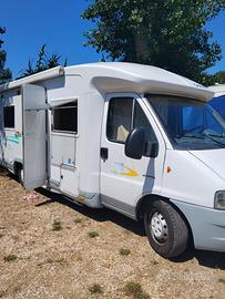 Camper semintegrale
