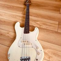 Basso elettrico p bass relic