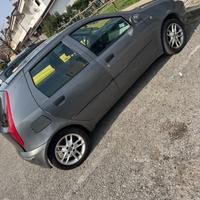Fiat punto 188