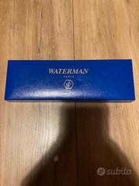 Penna a sfera Waterman verde marmorizzata oro