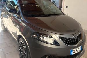 Lancia Ypsilon Hybrid 55.000km