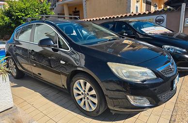 Opel Astra 1.7 CDTI 110CV 5 porte Cosmo