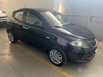 LANCIA Ypsilon 1.0 FireFly HYBRID 70cv S&S Ecoch