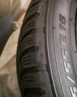Treno gomme con cerchi in lega Mercedes