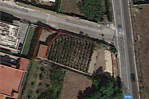 Terreno fronte strada