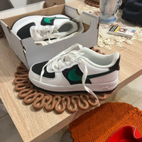Scarpe Nike da donna e da uomo