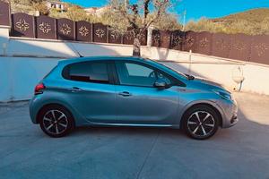 PEUGEOT 208 1.2 BENZINA/GPL 82 CV VERSIONE SIGNATU