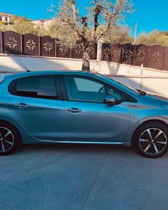 PEUGEOT 208 1.2 BENZINA/GPL 82 CV VERSIONE SIGNATU