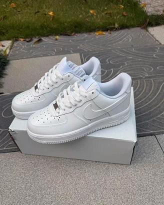 Nike Air Force 1 42 Bianche Nuove Originali