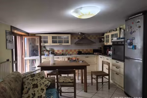 Appartamento di 100 m² con 3 locali a Mercato San 