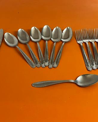 Set spaiato 19 pezzi acciao inox