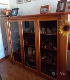 vetrina in legno 