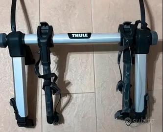 Porta biciclette della THULE per auto