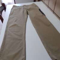 Pantaloni begie
