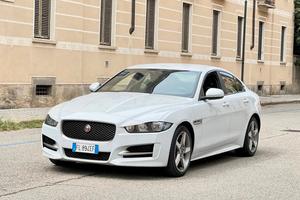 Jaguar XE 2.0 250 CV AWD aut. R-Sport