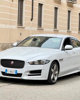 Jaguar XE 2.0 250 CV AWD aut. R-Sport