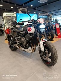 Triumph Trident 660 TRIPLE TRIBUTE