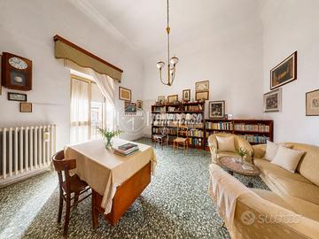 CASA INDIPENDENTE CON TERRAZZO A NOVOLI