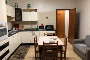 Stanze luminose in villetta Zona Policlinico