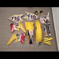 Kit plastiche con grafiche per Suzuki Rmz 250 -450