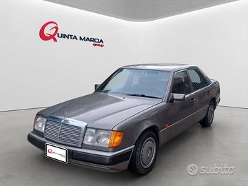 Mercedes-Benz E 250 CAMBIO MANUALE