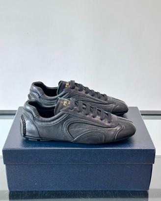 Scarpe casual da uomo Prada in vera pelle