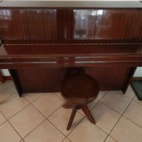 pianoforte verticale  marca Kawai