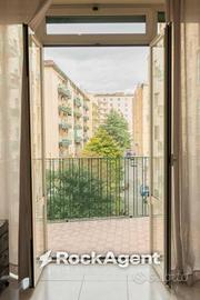 Appartamento di 90 m² con 4 locali a Napoli