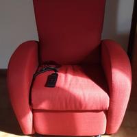 Poltrona motorizzata per anziani 