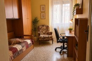 1 camera disponibile in Via Tempio pressi via 
