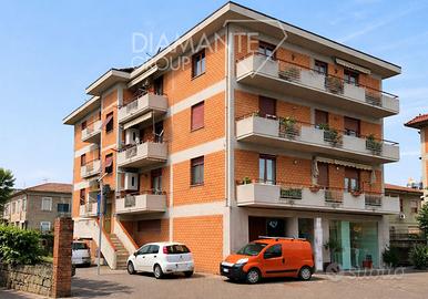 Appartamento con 3 camere e garage